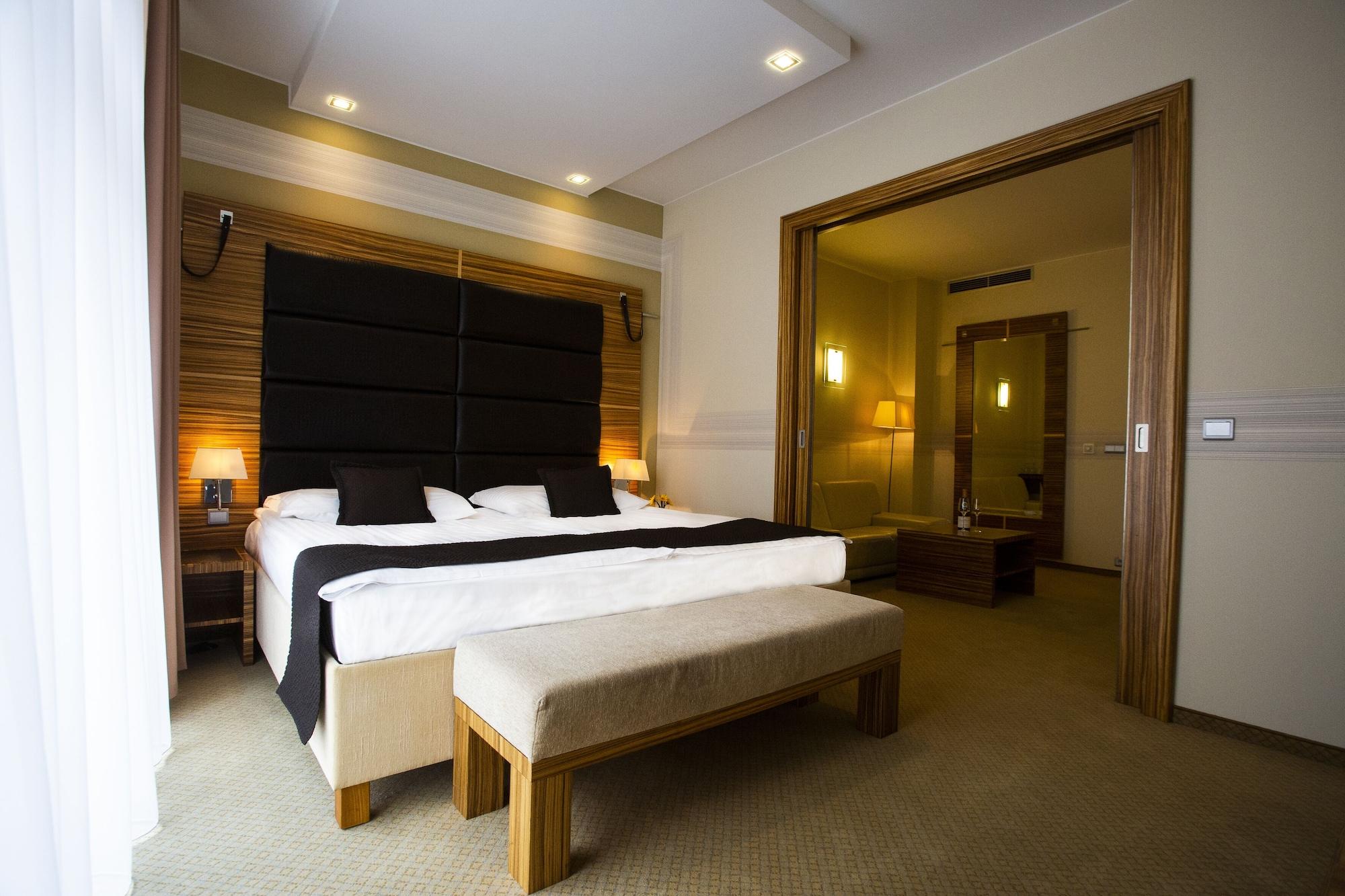 Art Hotel William Bratislava Buitenkant foto