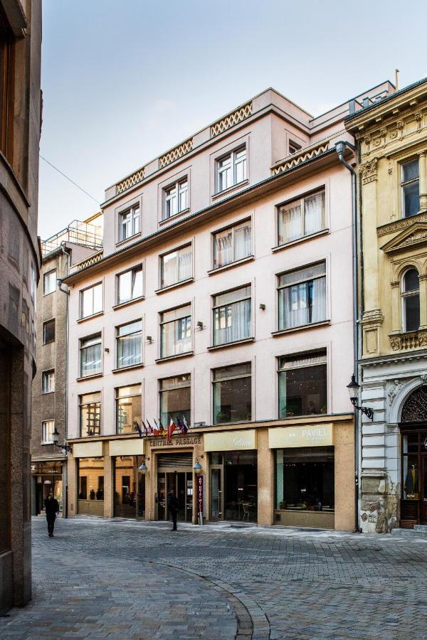 Art Hotel William Bratislava Buitenkant foto