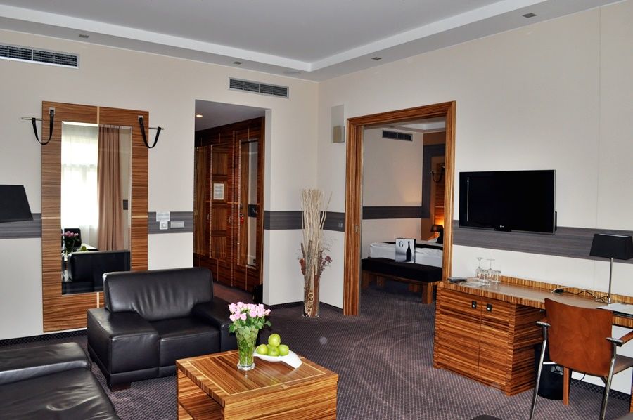 Art Hotel William Bratislava Buitenkant foto